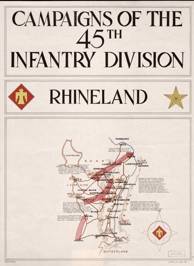 Plakat mit einer Karte und Text, der die Kampagnen der 45. Infanterie-Division in Rheineland detailliert, unter Verwendung farbcodierter Divisionen und Datumsangaben.