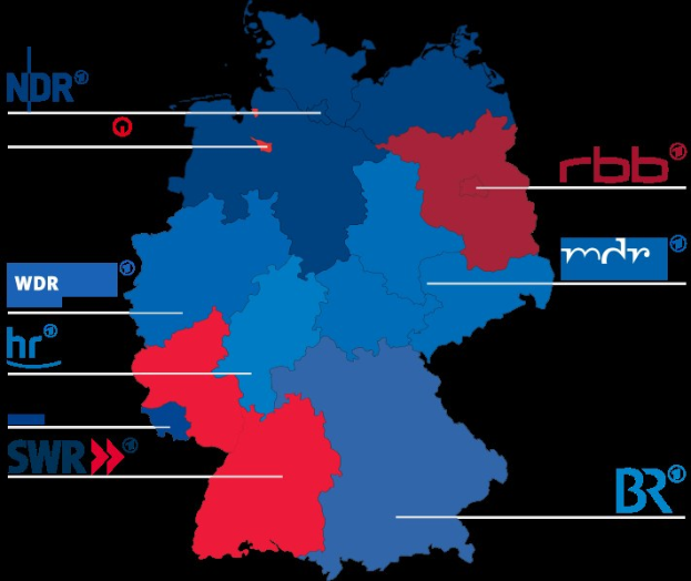 Karte von Deutschland mit Provinzen in Rot und Blau markiert, um die Ergebnisse der Wahl von 2016 anzuzeigen, einschließlich der Namen der Kandidaten und des Wahldatums.