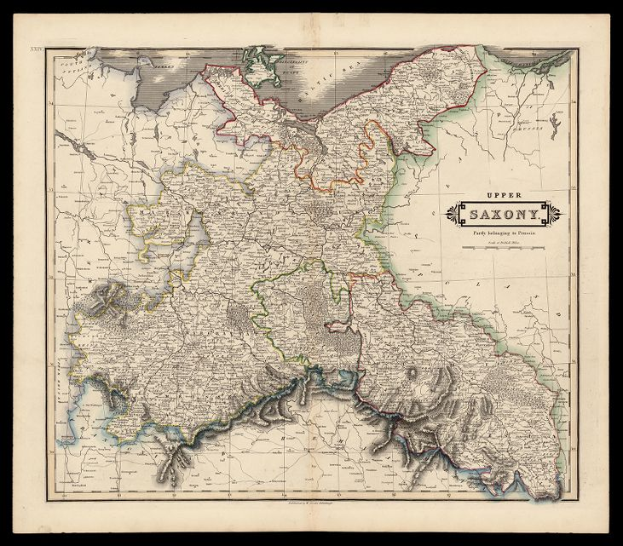 Ein detailliertes altes Sachsen-Karte von Deutschland auf einem schwarzen Hintergrund, die Provinzen, St├Ądte und geografische Merkmale mit begleitendem Text zeigt.